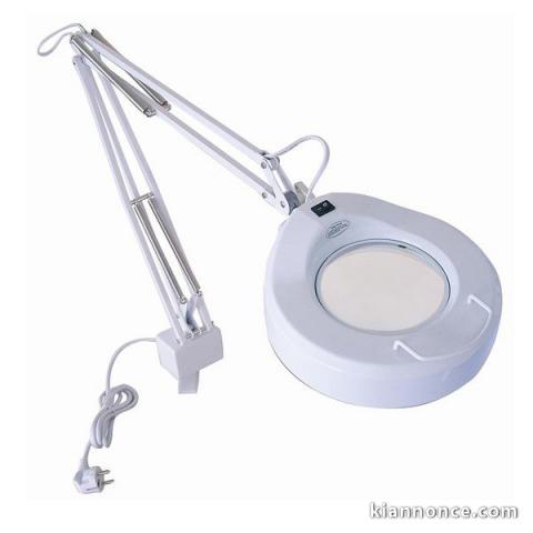 Lampe loupe en métal blanc