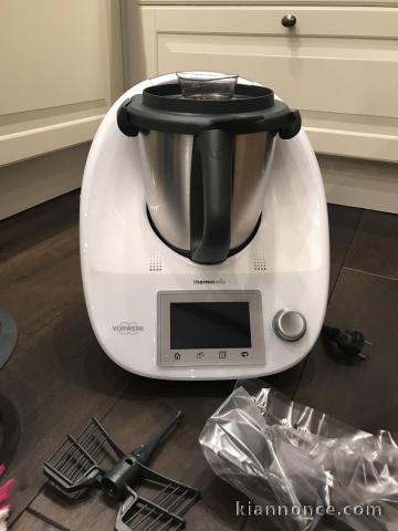  VORWERK Thermomix TM5 avec Cook-clé