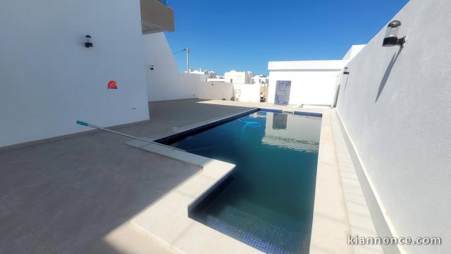 VILLA NEUVE À VENDRE AVEC PISCINE À HOUMT SOUK DJERBA-REF V 629