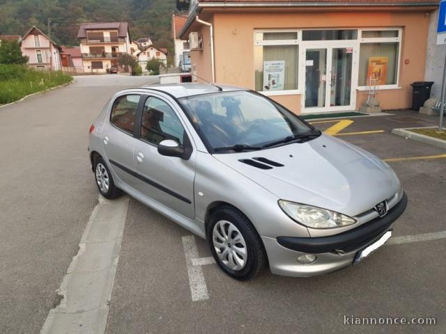 Peugeot 206 d\