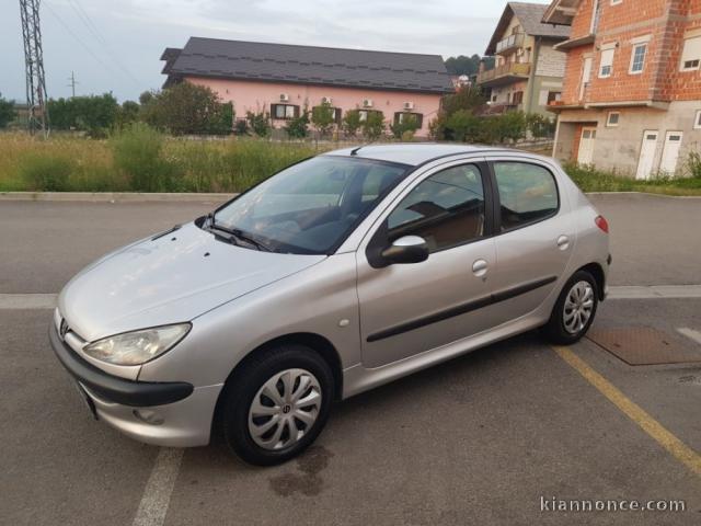 Peugeot 206 Année 2002