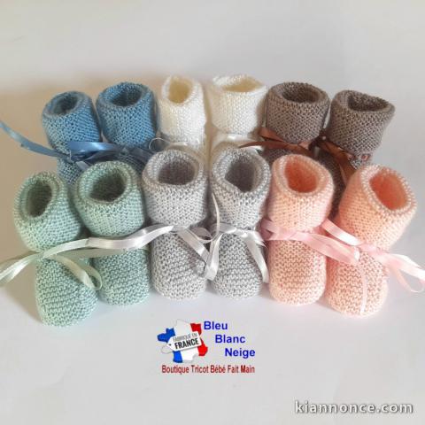 Bonnet et chaussons modèles layette tricotés main tricot bébé et 